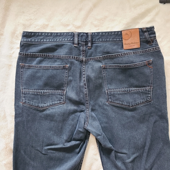 Tommy Bahama - Men's Jeans - Picture 4 of 9